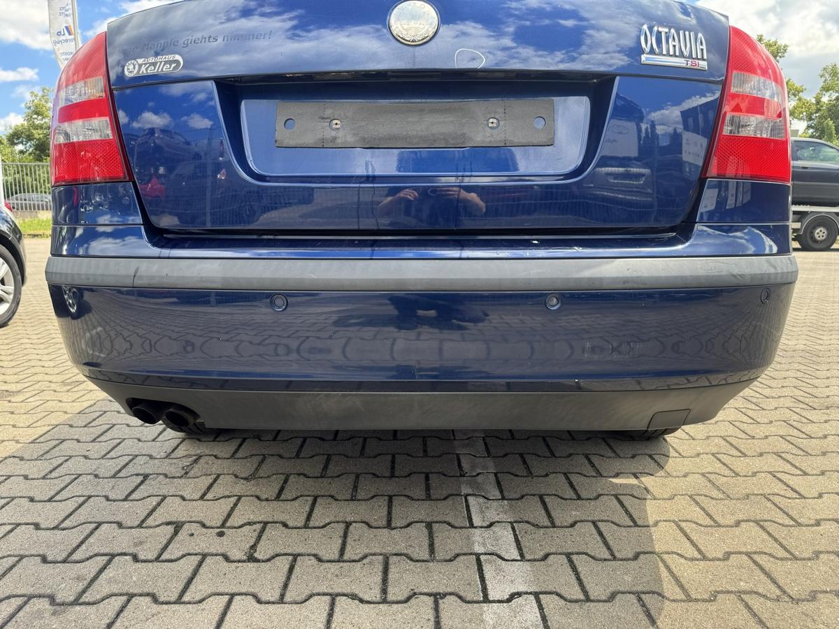 Skoda Octavia 2 1Z original Stossf&auml;nger Sto&szlig;stange hinten Flie&szlig;heck LF5Q Stormblau Metallic Bj.2008